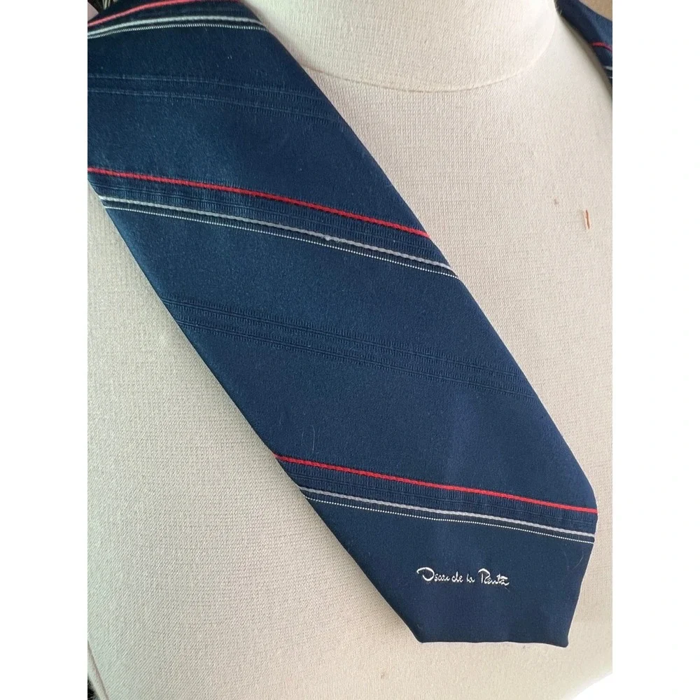 Vtg Oscar de la Renta 80s Silk Necktie Preppy Navy Blue‎ Striped Luxury Designer